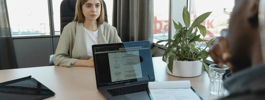 PI information gathering - Consult Kinsey Investigations.