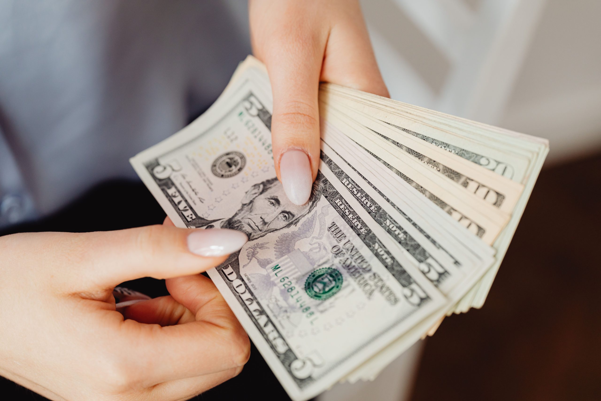 How much does a PI Cost in LA - Consult Kinsey Investigations.